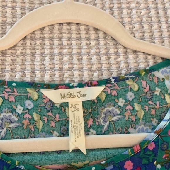 Matilda Jane Evergreen top medium like new freshly laundered ready to wear - Picture 7 of 7